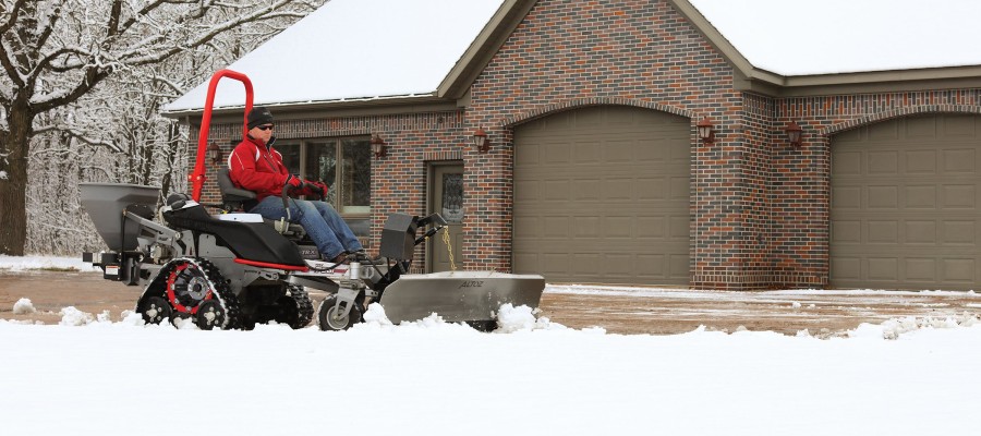 Tracked Zero Turn with Plow